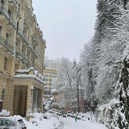 In Near Lifts Appartement *